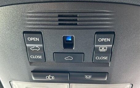 Toyota Harrier, 2020 год, 1 949 000 рублей, 20 фотография