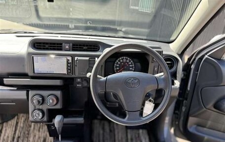 Toyota Probox I, 2022 год, 1 063 000 рублей, 10 фотография