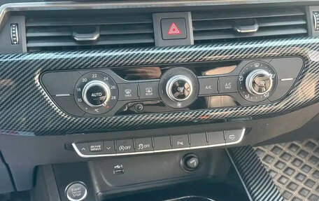 Audi A4, 2022 год, 2 433 069 рублей, 16 фотография