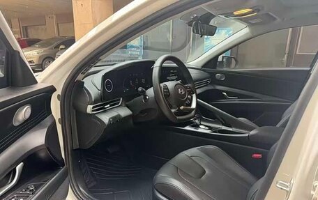 Hyundai Elantra, 2023 год, 1 351 153 рублей, 6 фотография