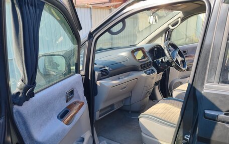 Nissan Serena II, 2001 год, 520 000 рублей, 6 фотография