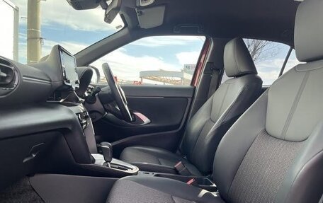 Toyota Yaris Cross, 2023 год, 1 730 333 рублей, 9 фотография