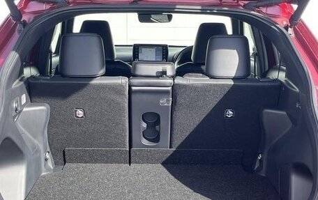 Toyota Yaris Cross, 2023 год, 1 730 333 рублей, 16 фотография