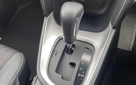 Toyota Yaris Cross, 2023 год, 1 730 333 рублей, 14 фотография