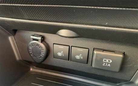 Toyota Raize I, 2023 год, 1 290 000 рублей, 22 фотография