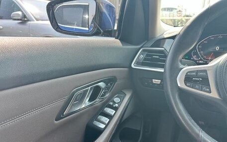 BMW 3 серия, 2022 год, 2 790 000 рублей, 11 фотография