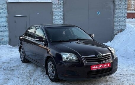 Toyota Avensis III рестайлинг, 2007 год, 760 000 рублей, 1 фотография