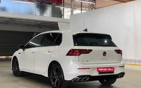 Volkswagen Golf VIII, 2023 год, 1 910 888 рублей, 4 фотография
