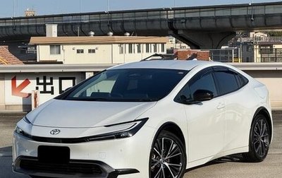 Toyota Prius IV XW50, 2022 год, 2 595 000 рублей, 1 фотография