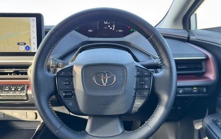 Toyota Prius IV XW50, 2022 год, 2 595 000 рублей, 13 фотография