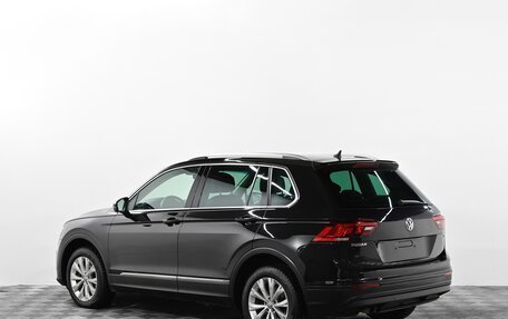 Volkswagen Tiguan II, 2018 год, 2 099 000 рублей, 3 фотография