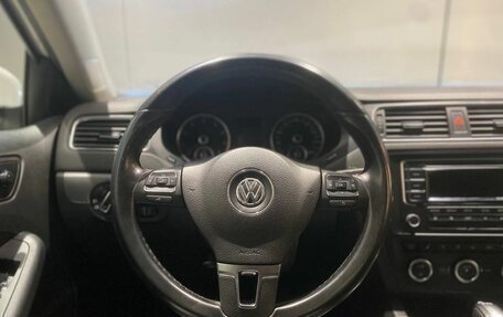 Volkswagen Jetta VI, 2013 год, 988 000 рублей, 9 фотография
