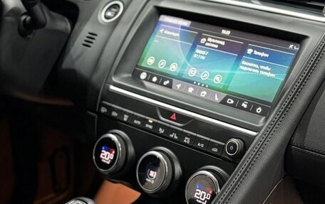 Jaguar E-Pace, 2019 год, 3 600 000 рублей, 14 фотография