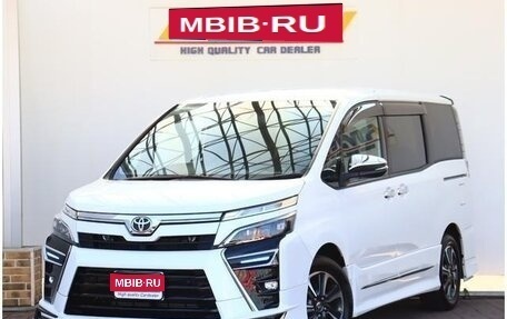 Toyota Voxy III, 2021 год, 1 770 000 рублей, 1 фотография