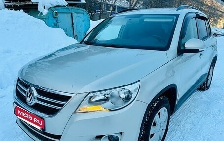 Volkswagen Tiguan I, 2010 год, 799 000 рублей, 10 фотография