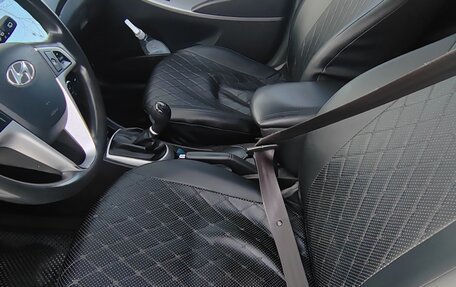 Hyundai Solaris II рестайлинг, 2014 год, 820 000 рублей, 4 фотография