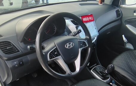 Hyundai Solaris II рестайлинг, 2014 год, 820 000 рублей, 6 фотография