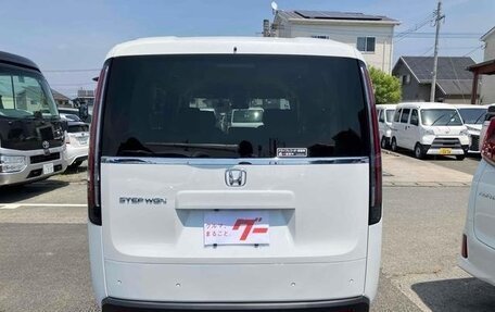 Honda Stepwgn, 2023 год, 2 335 153 рублей, 4 фотография