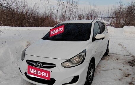 Hyundai Solaris II рестайлинг, 2014 год, 820 000 рублей, 11 фотография