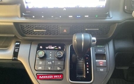 Honda Stepwgn, 2023 год, 2 334 153 рублей, 17 фотография