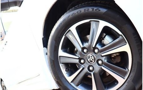 Toyota Voxy III, 2021 год, 1 770 000 рублей, 11 фотография