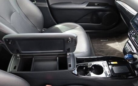 Toyota Prius IV XW50, 2020 год, 1 642 000 рублей, 17 фотография