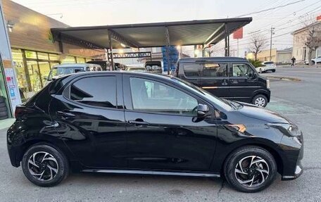 Toyota Yaris, 2020 год, 784 000 рублей, 8 фотография