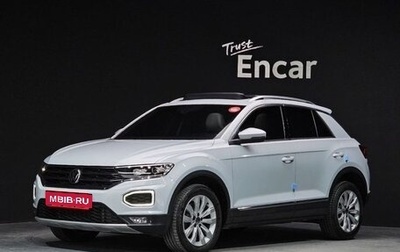 Volkswagen T-Roc I, 2022 год, 2 150 000 рублей, 1 фотография