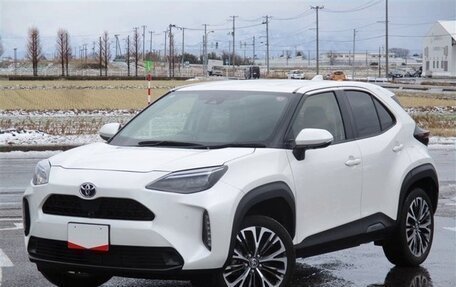 Toyota Yaris Cross, 2022 год, 1 609 000 рублей, 1 фотография