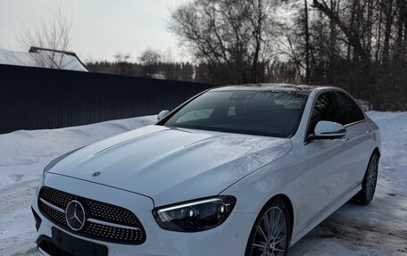 Mercedes-Benz E-Класс, 2020 год, 5 500 000 рублей, 1 фотография