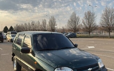 Chevrolet Niva I рестайлинг, 2004 год, 420 000 рублей, 1 фотография