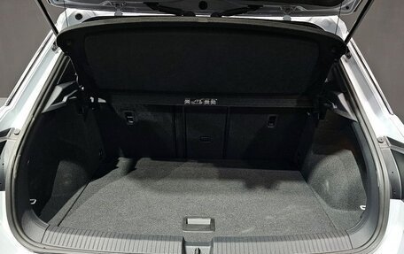 Volkswagen T-Roc I, 2022 год, 2 150 000 рублей, 14 фотография