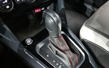 Volkswagen T-Roc I, 2022 год, 2 150 000 рублей, 10 фотография