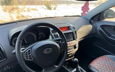 KIA cee'd I рестайлинг, 2008 год, 280 000 рублей, 11 фотография