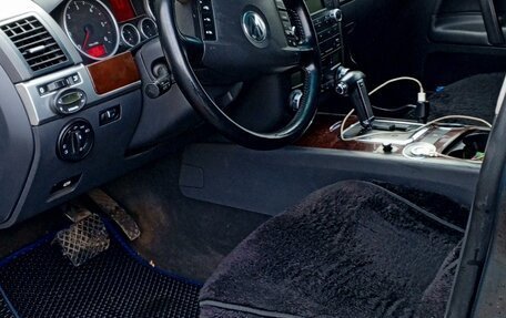 Volkswagen Touareg III, 2007 год, 950 000 рублей, 3 фотография