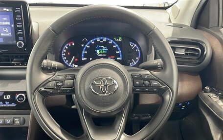 Toyota Yaris Cross, 2021 год, 1 486 000 рублей, 13 фотография