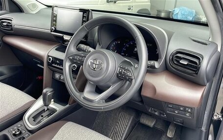 Toyota Yaris Cross, 2021 год, 1 486 000 рублей, 11 фотография