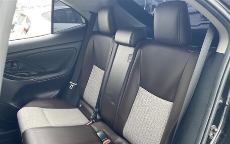 Toyota Yaris Cross, 2021 год, 1 486 000 рублей, 23 фотография