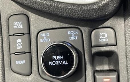 Toyota Yaris Cross, 2021 год, 1 486 000 рублей, 20 фотография