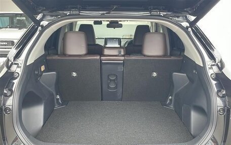 Toyota Yaris Cross, 2021 год, 1 486 000 рублей, 24 фотография