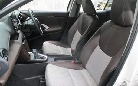 Toyota Yaris Cross, 2022 год, 1 609 000 рублей, 14 фотография