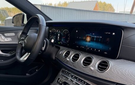 Mercedes-Benz E-Класс, 2020 год, 5 500 000 рублей, 8 фотография