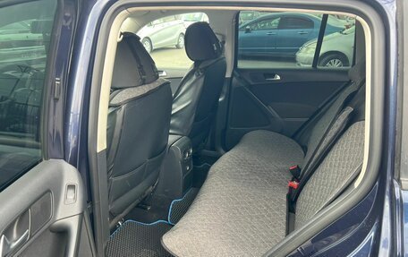 Volkswagen Tiguan I, 2011 год, 999 000 рублей, 11 фотография