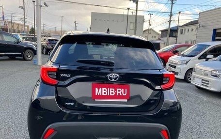 Toyota Yaris, 2021 год, 1 126 000 рублей, 6 фотография