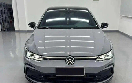Volkswagen Golf VIII, 2022 год, 1 700 000 рублей, 2 фотография