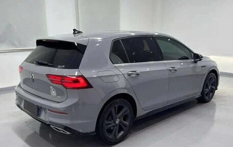Volkswagen Golf VIII, 2022 год, 1 700 000 рублей, 5 фотография