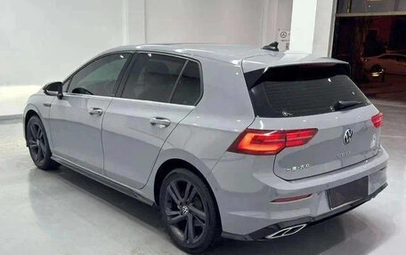 Volkswagen Golf VIII, 2022 год, 1 700 000 рублей, 4 фотография