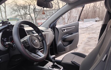 KIA Rio IV, 2021 год, 1 780 000 рублей, 6 фотография
