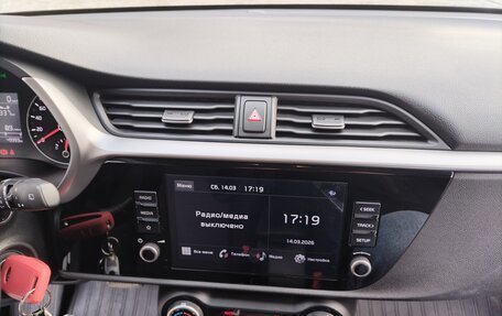 KIA Rio IV, 2021 год, 1 780 000 рублей, 4 фотография