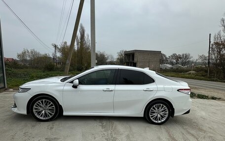 Toyota Camry, 2020 год, 2 350 000 рублей, 9 фотография